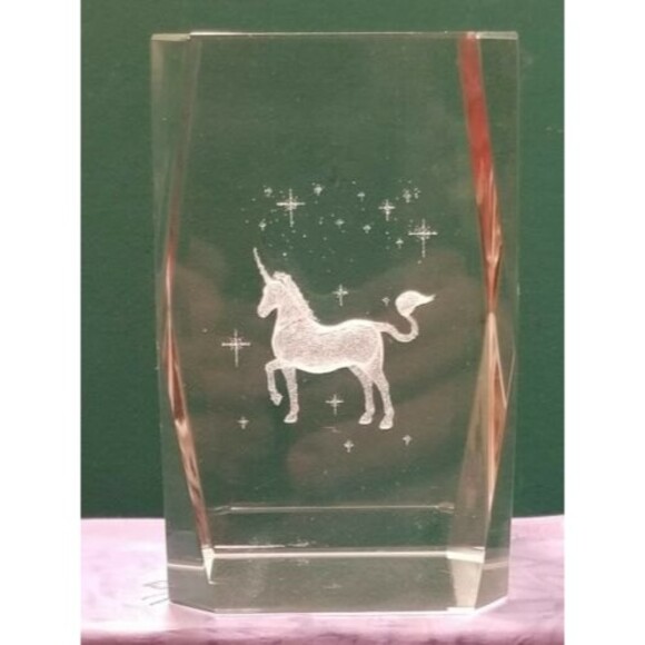 Unicorn & Stars 3D Glass Paperweight Laser Etched 3.25"x2"x2" - Picture 4 of 6